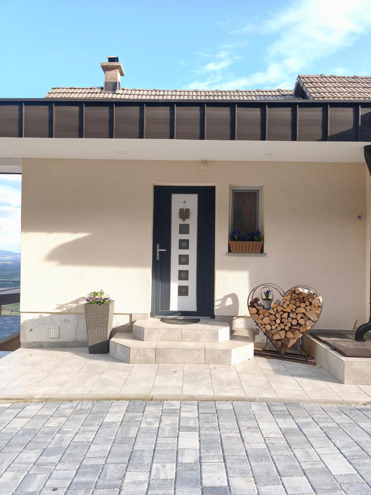 Zidanica-Vineyard Cottage Jakse Semic Exterior foto