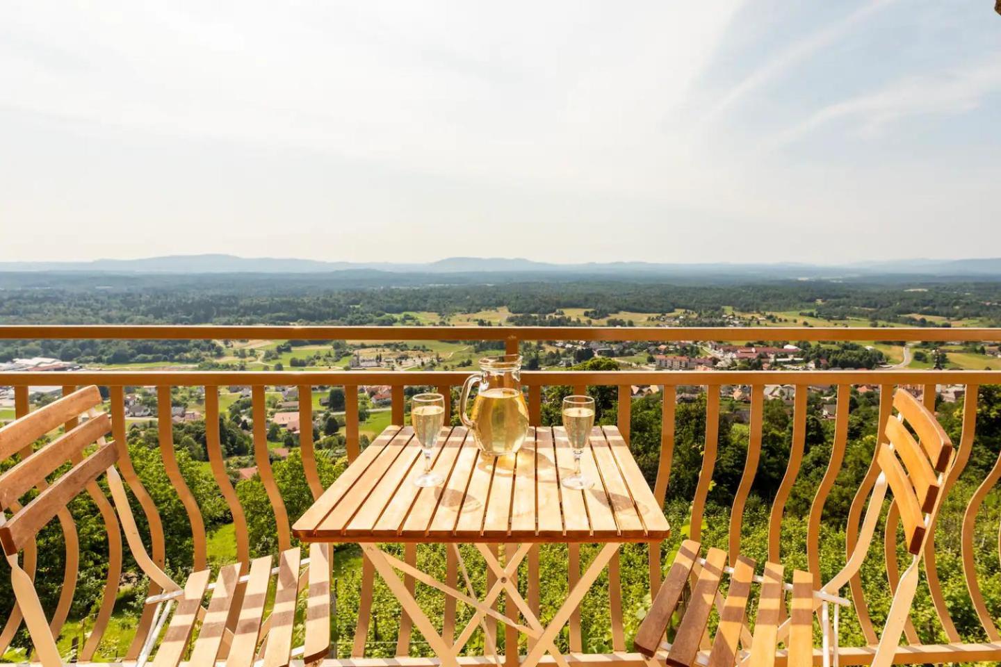 Zidanica-Vineyard Cottage Jakse Semic Exterior foto